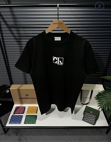 Calvin Klein T-shirt