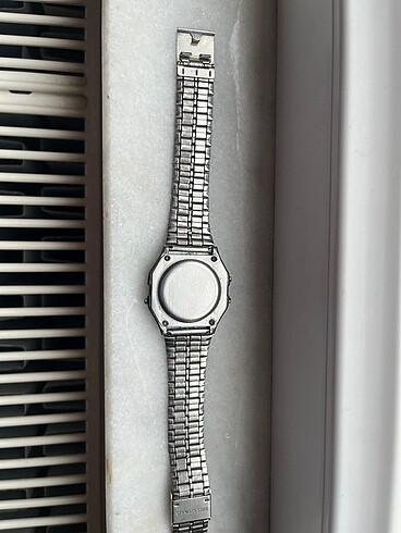  Beden beyaz Renk Casio klasik modeli