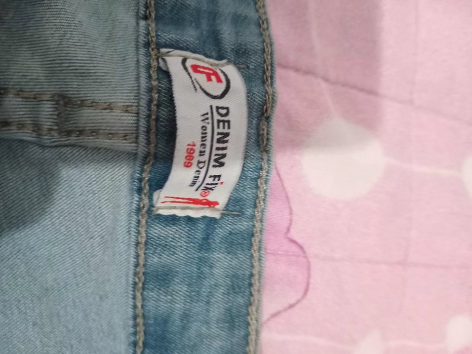 Mavi Düğmeli Kadın Denim Pantolon - Görsel 2