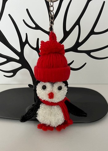 Kırmızı Bere ve Atkılı Penguen Peluş Oyuncak - Görsel 3