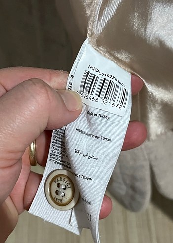 Yargıcı Düğmeli Bej Midi Kadın Kaban - Görsel 4