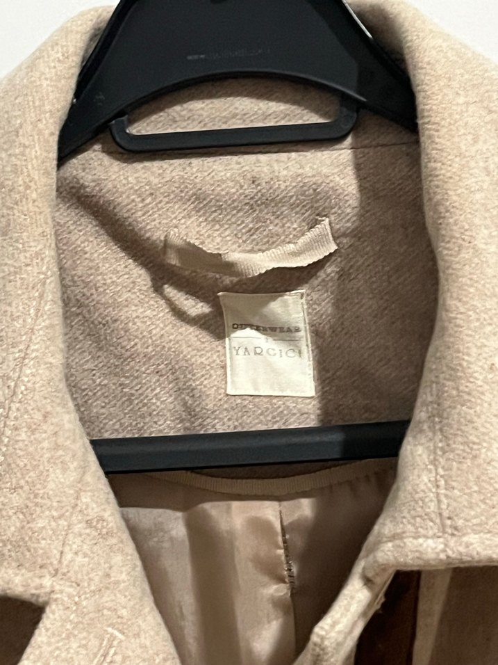 Yargıcı Düğmeli Bej Midi Kadın Kaban - Görsel 2