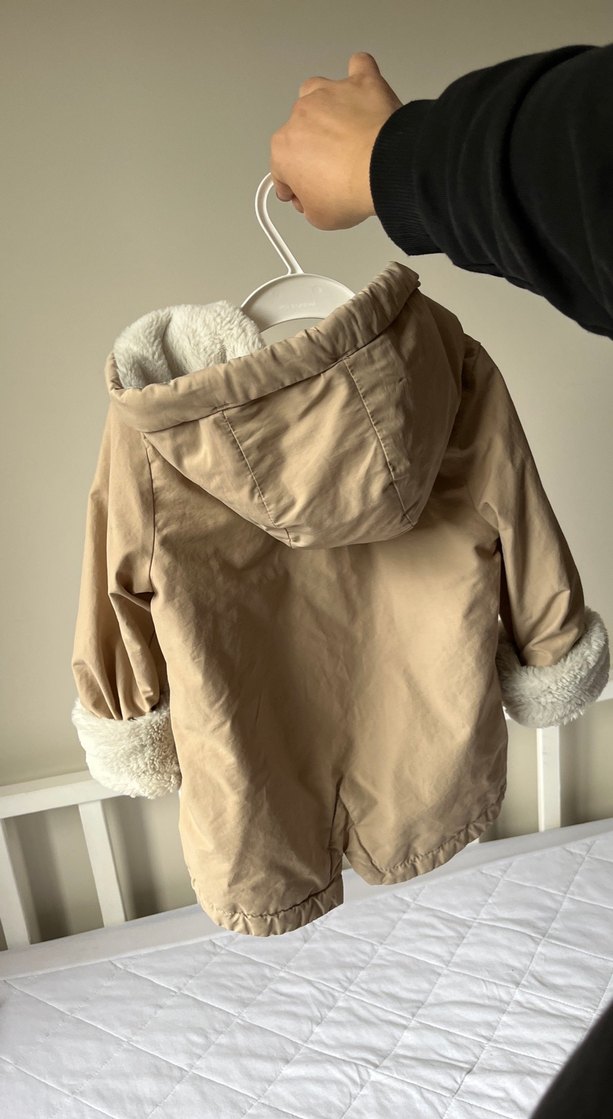 Kız Çocuk Bej Düğmeli Kaban - Görsel 2