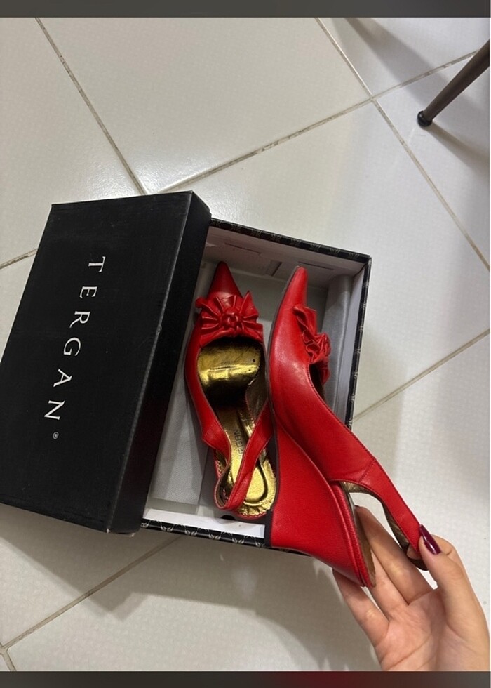 Tergan Kırmızı Ayakkabı - Görsel 3