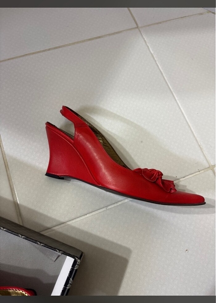 Tergan Kırmızı Ayakkabı - Görsel 4