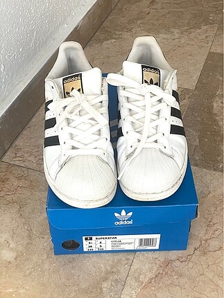 Adidas superstar beyaz ayakkabı