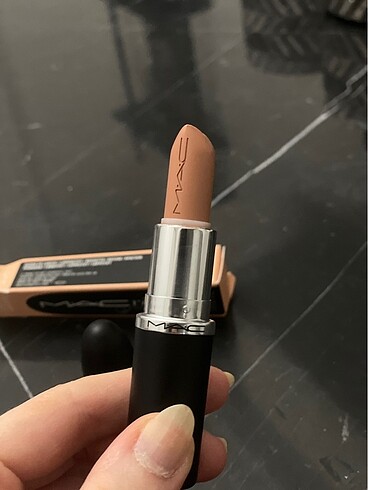 Beden Mac creme d?nude