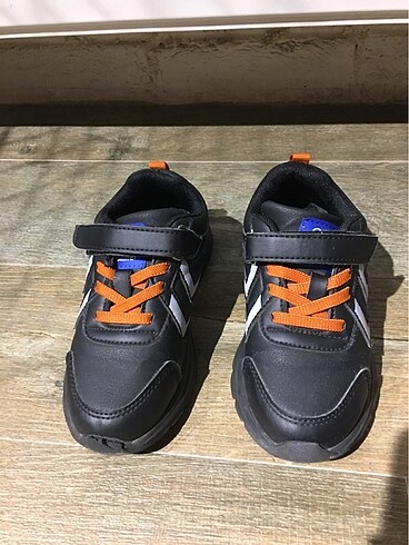 Hummel Hummel 30 numara spor ayakkabı