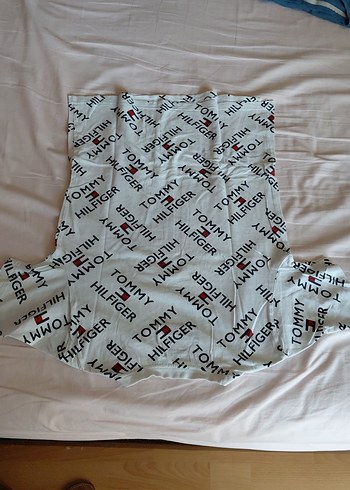 13-14 Yaş Beden Tommy Hilfiger Beyaz Baskılı Erkek Tişört