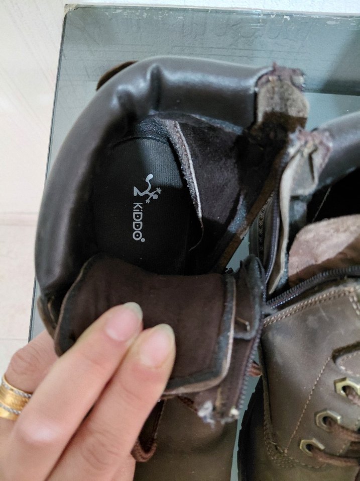 bot erkek Çocuk - Görsel 4