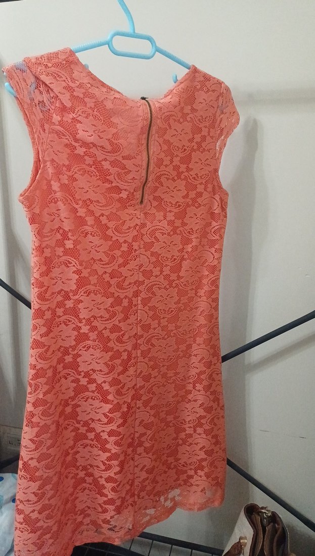 Pembe Dantel Detaylı V Yakalı Midi Elbise - Görsel 3