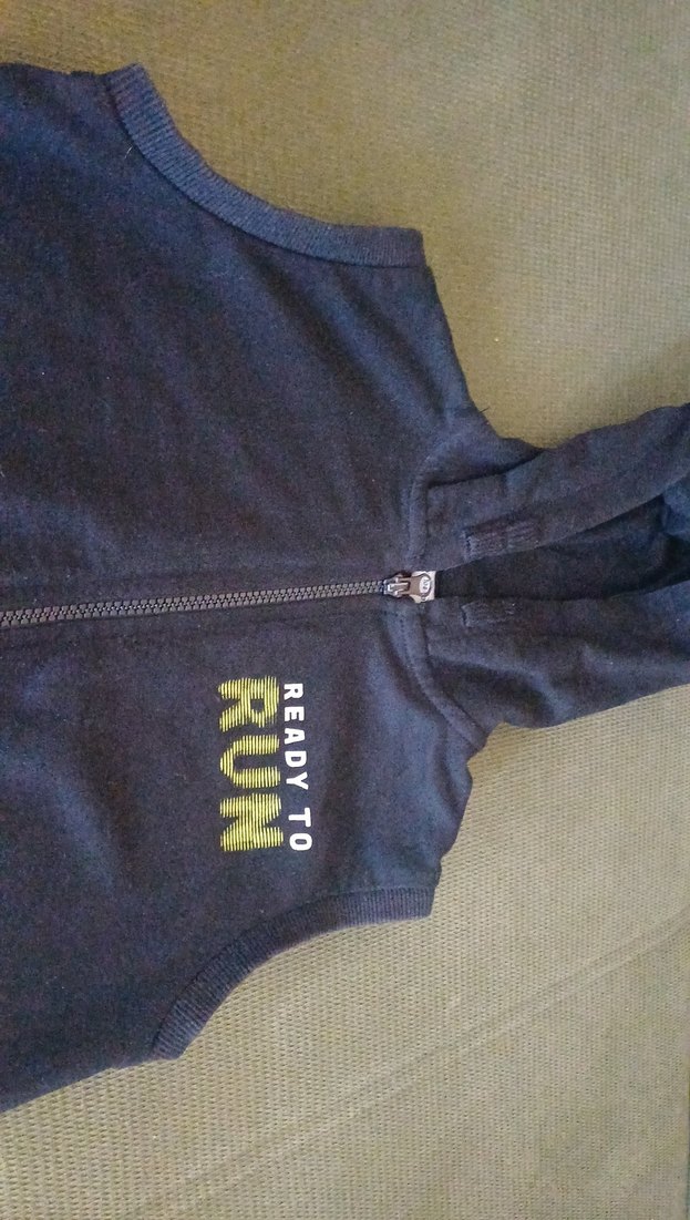 Siyah Kapüşonlu Fermuarlı Erkek Çocuk Yelek - Görsel 2