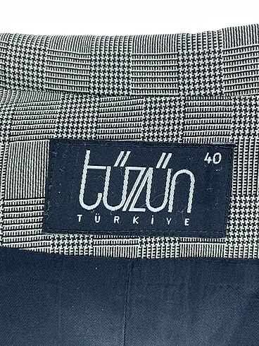 40 Beden çeşitli Renk Tüzün Blazer %70 İndirimli.