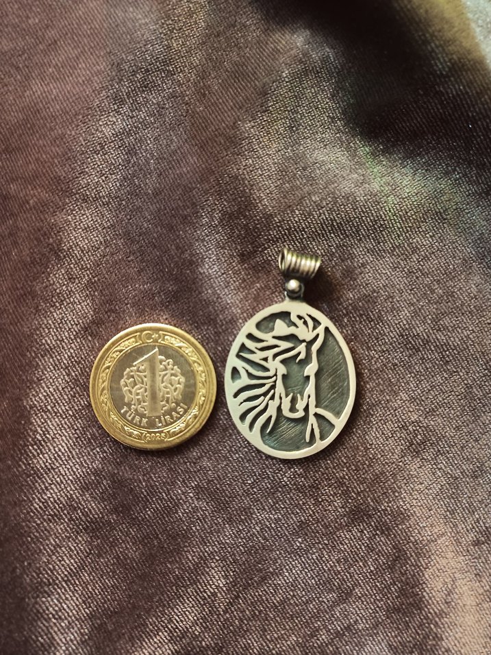 At Figürlü Gümüş Kolye Ucu - Görsel 2