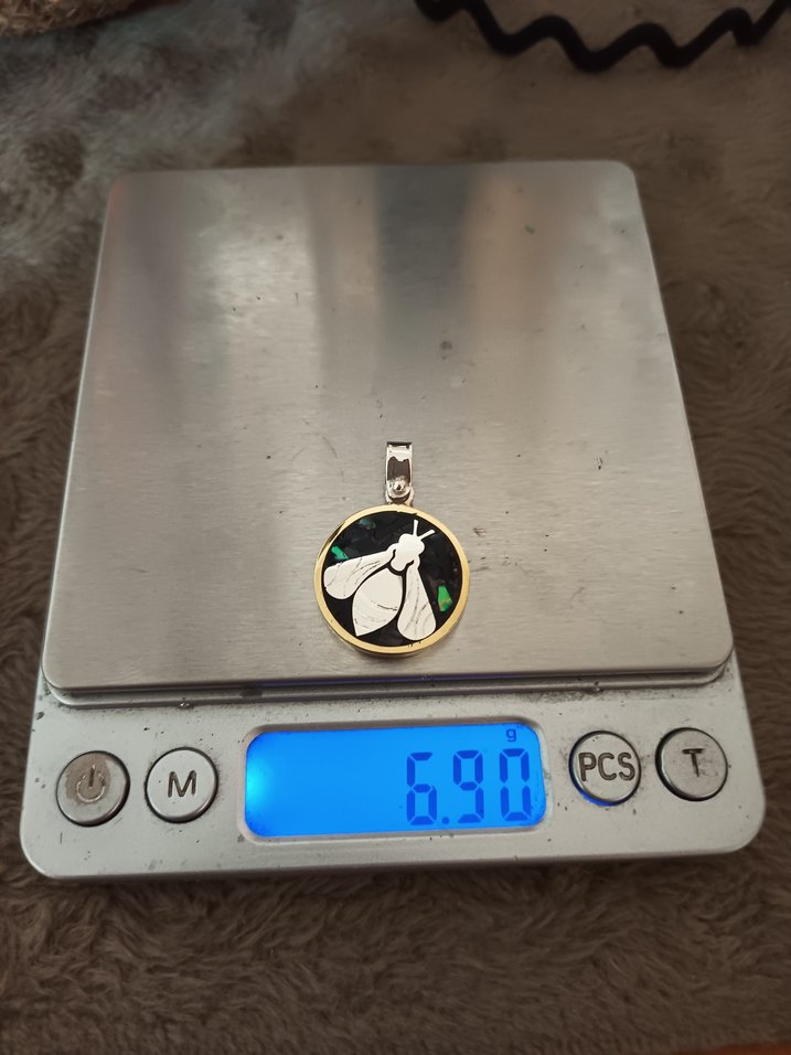 Arı desenli kolye - Görsel 4