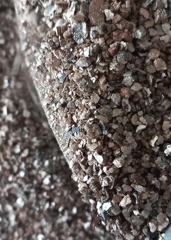 Parlak Altın Rengi Toz VERMİKULİT 3 LİTRE - Görsel 4