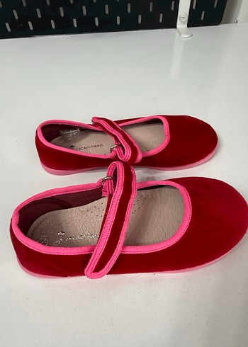 Jakadı Paris kız babet - Görsel 2