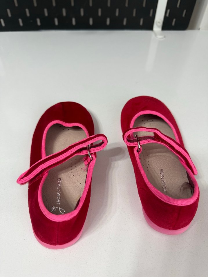 Jakadı Paris kız babet - Görsel 3