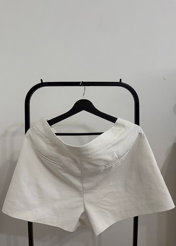 Beyaz Mini Hamile Şortu - Görsel 3