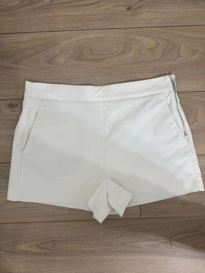 Beyaz Mini Hamile Şortu - Görsel 5