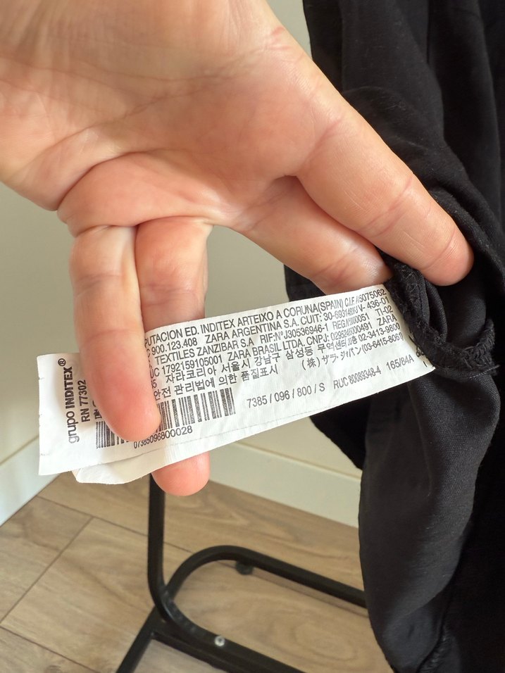 Siyah V Yaka Drapeli Mini Elbise - Görsel 4