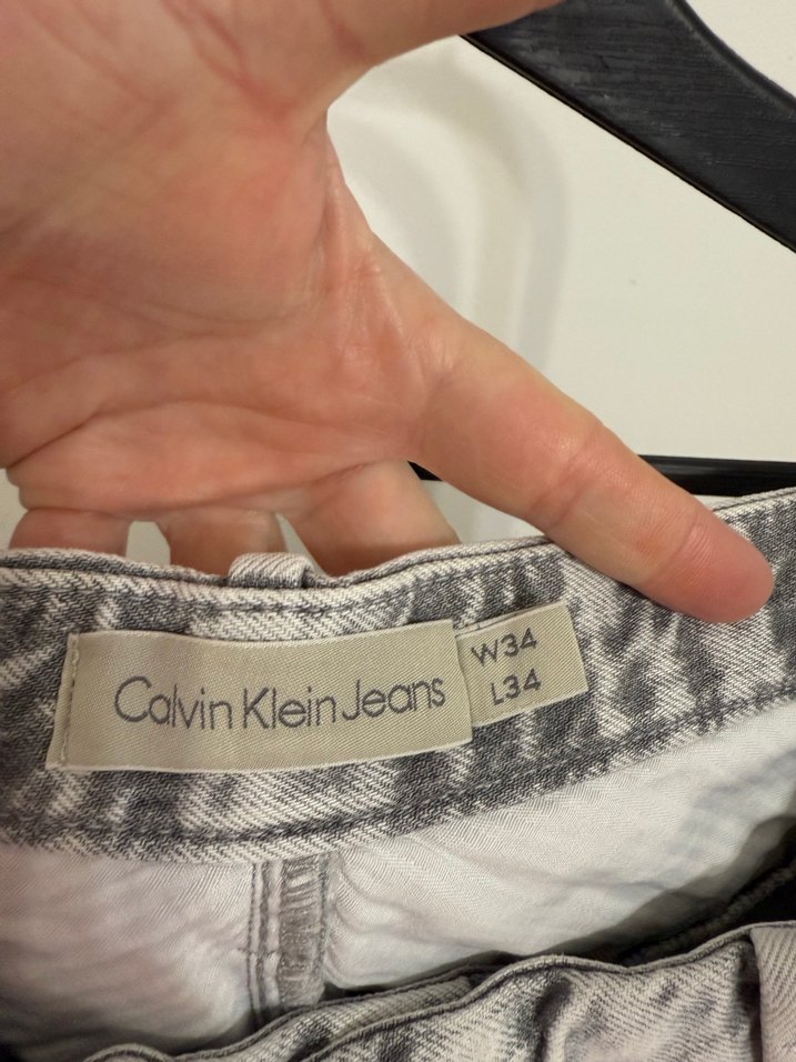 Gri Batik Desenli Bol Kesim Jean - Görsel 4