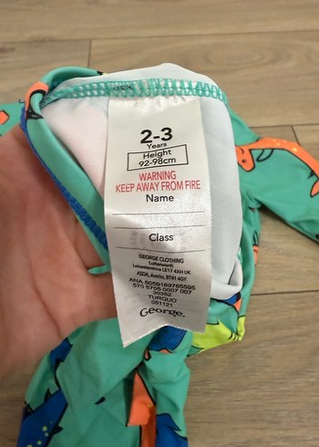 Renkli Köpekbalığı Desenli Erkek Çocuk Mayo - Görsel 3