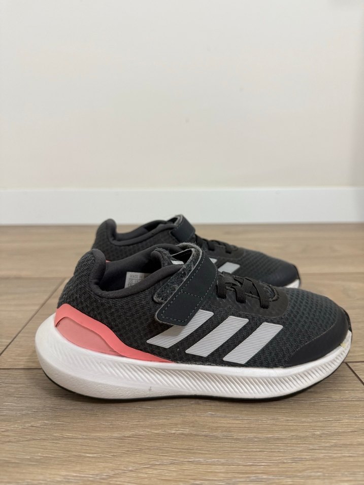 Adidas orijinal spor ayakkabısı - Görsel 3