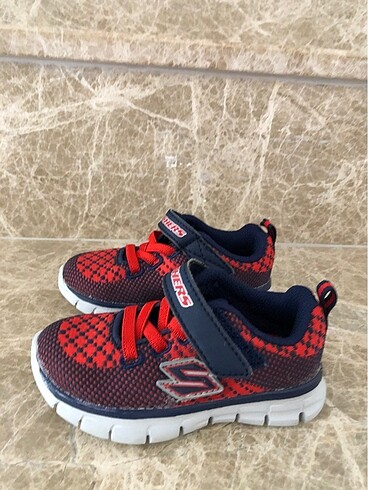 20 Beden kırmızı Renk Skechers erkek bebek ayakkabısı