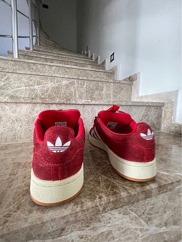 39 Beden kırmızı Renk Adidas Campus original ayakkabısı