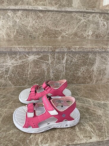 27 Beden Columbia kiz sandalet