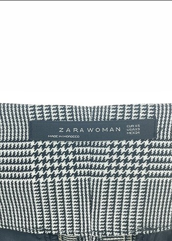 Ekose Desenli Kemerli Kadın Bermuda Şort - Görsel 4