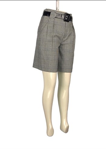 Ekose Desenli Kemerli Kadın Bermuda Şort - Görsel 2