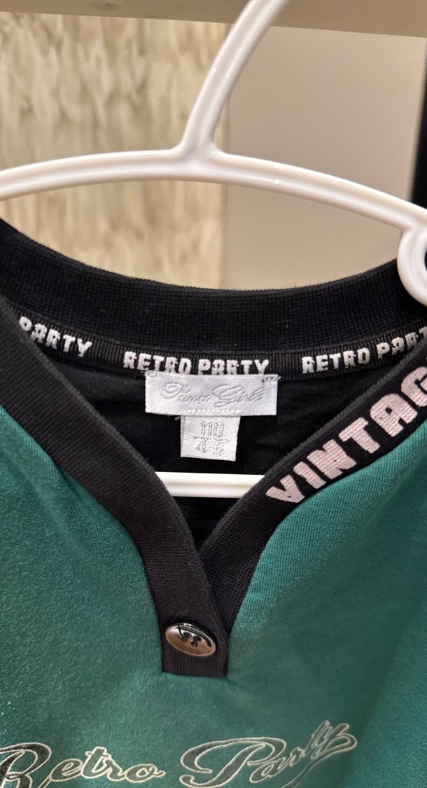 Kız Çocuk Yeşil Düğmeli elbise - Görsel 3