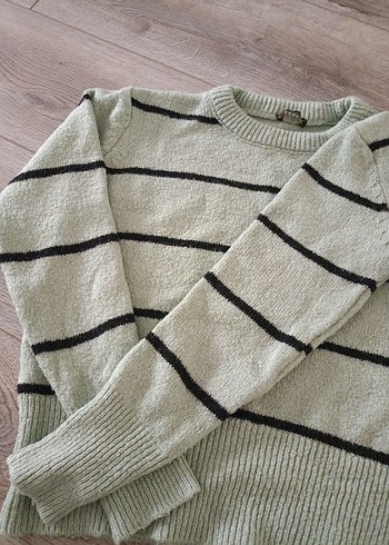 Gri Çizgili Kadın Örgü Kazak - Görsel 2