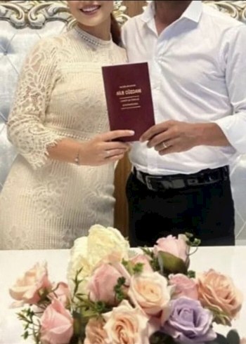 s Beden beyaz Renk Dantelli V Yakalı Midi Beyaz Nişan Elbisesi