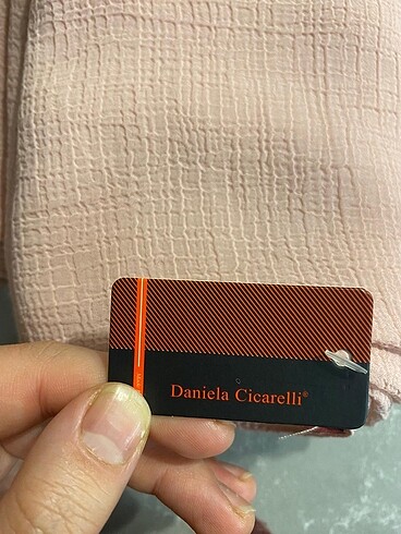 Diğer Daniela cicarelli şal
