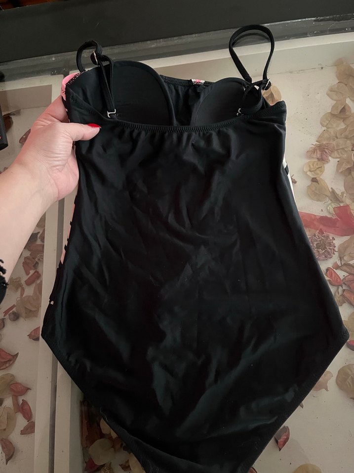 Pastel Pembe Renklerde Desenli Askılı ve Straplez Kadın Mayo - Görsel 2