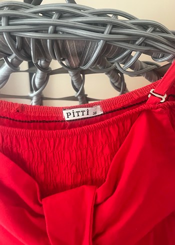 Kırmızı Kemerli Çıkabilir Askılı Tulum - Görsel 4