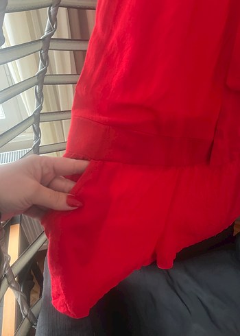 Kırmızı Kemerli Çıkabilir Askılı Tulum - Görsel 2