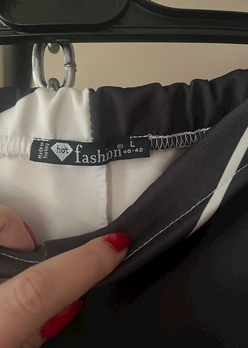 Zebra Desenli Siyah Kadın İspanyol Paça Pantolon - Görsel 5