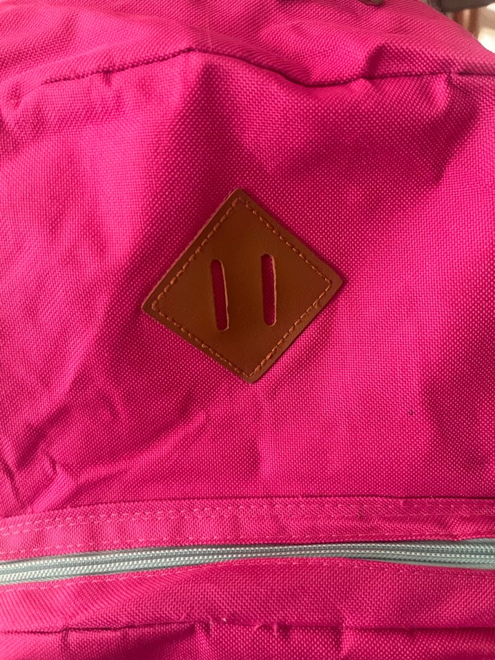 Pembe Fermuarlı Kadın Sırt Çantası - Görsel 4