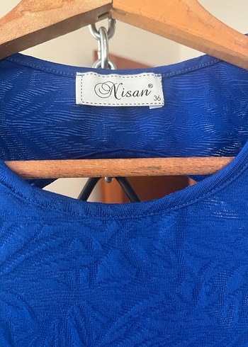 Sırt Dekolteli Mavi Kolsuz Elbise - Görsel 2