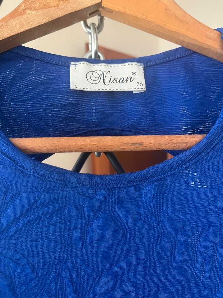 Sırt Dekolteli Mavi Kolsuz Elbise - Görsel 2