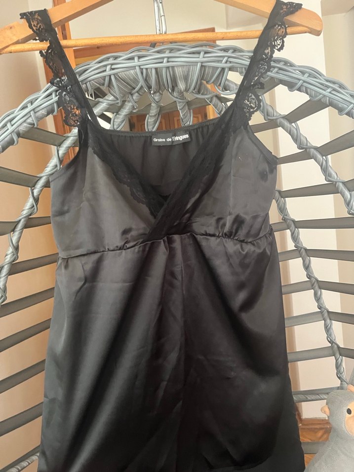 Siyah Saten Dantel Defaylı Bluz - Görsel 2