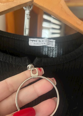 Siyah Fermuarlı Dar Kesim Kadın Triko - Görsel 2