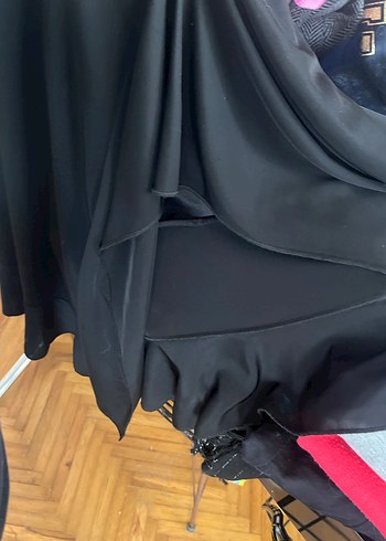 İnce Askılı Uzun Siyah Dökümlü Yırtmaçlı Elbise - Görsel 6