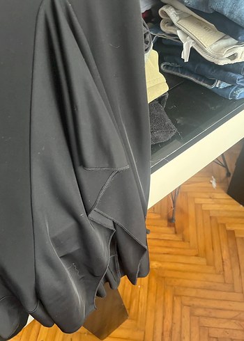 İnce Askılı Uzun Siyah Dökümlü Yırtmaçlı Elbise - Görsel 7