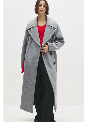 Etiketli Pull&bear kaşe kaban - Görsel 4