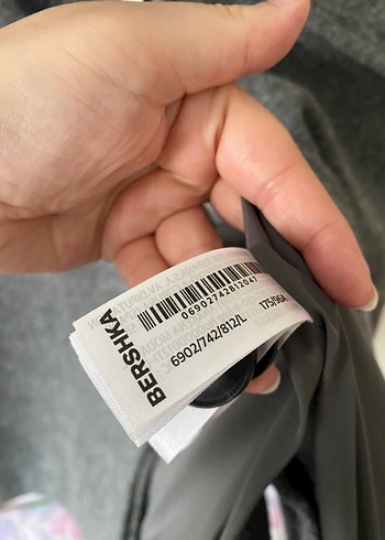 l Beden gri Renk Etiketli Bershka Uzun Kaban